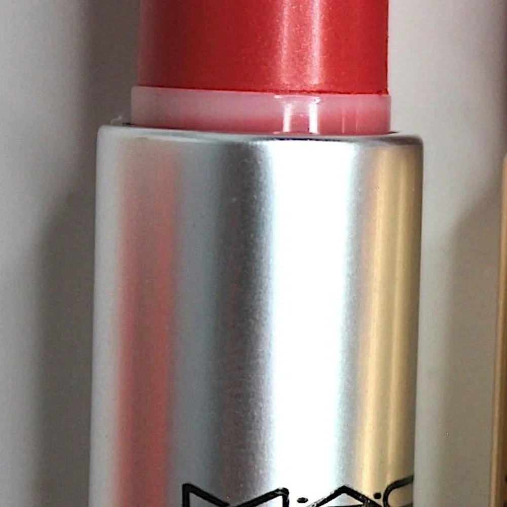FAKE LIPSTICK? 4 MAC tests**